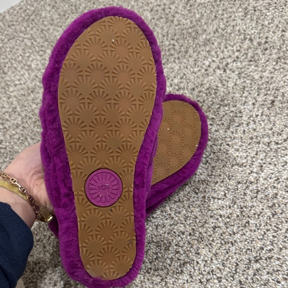 UGG Women's Plush Purple Slippers - Picture 3 of 4